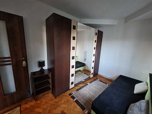 Ap cu 3 camere str.hunedoara etaj4  - imagine 2