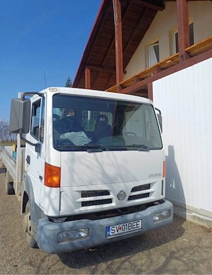Vand Nissan Atleon  motor 3.0 2004 - imagine 2