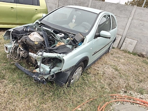 opel corsa 1,2 benzina - imagine 4