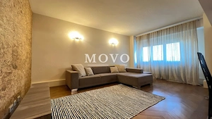 Apartament 3 camere decomandat | Renovat| Aradului.