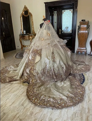 vand rochie de mireasa quinsea era 