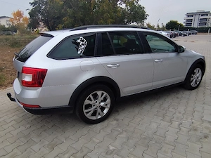 Skoda Octavia SCOUT  - imagine 2