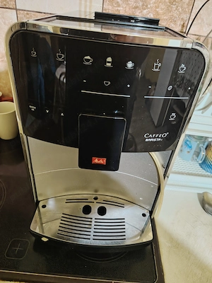 Vând espressor automat Melitta Caffeo Barista