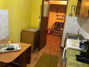 vand apartament 3 camere 2bai orsova decebal - imagine 2