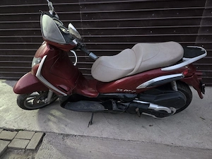 Vand scuter Piaggio BEVERLY de 500cc.