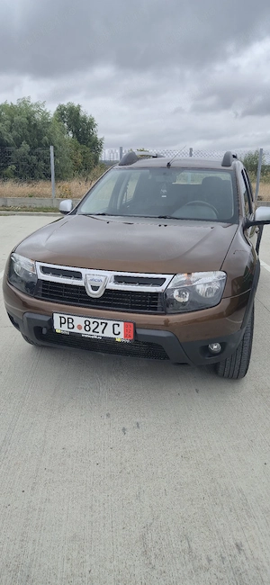 Dacia Duster Prestige 4 4  , An 2012 , Motor 1.5 Diesel , Euro 5  - imagine 5