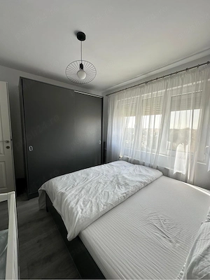 Apartament cu 3 camere decomandat