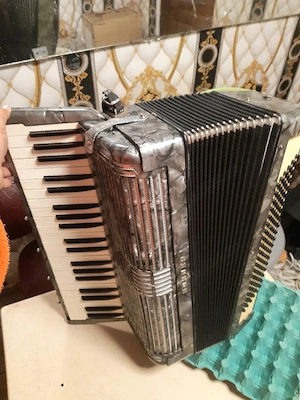 acordeon Hohner Verdi 3B. 