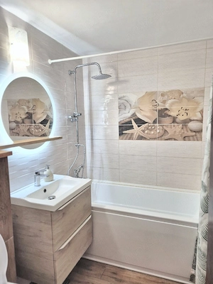 Vand Apartament 3 camere decomandat, Zona MB Slobozia - imagine 6