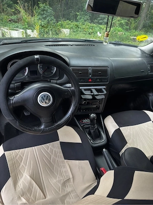 Volkswagen Golf 4 1.6 benzina - imagine 2