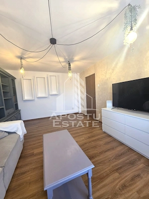 Apartament cu 3 camere de inchiriat  - Zona Lipovei