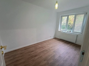 Închiriez apartament 3camere renovat recent în Tudor, totul Nou, sediu firma  - imagine 3
