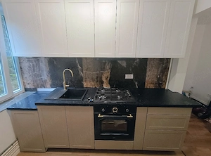 Închiriez apartament 3camere renovat recent în Tudor, totul Nou, sediu firma  - imagine 2