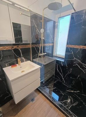 Închiriez apartament 3camere renovat recent în Tudor, totul Nou, sediu firma 