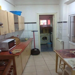 de închiriat căsuță mică cât un apartament la 1800 lei lună - imagine 9