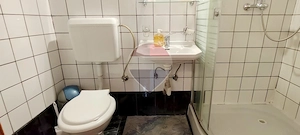 Garsonieră de închiriat în Centrul Istoric al Brașovului – Str. Colone - imagine 6