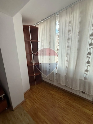 Apartament cu 2 camere de închiriat - imagine 3