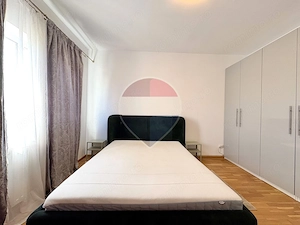 Apartament cu 2 camere, decomandat, zona Tractorul - imagine 3