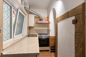 Apartament de 2 camere în fost Han Domnesc în inima Iaşului - imagine 7