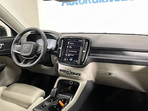 Volvo XC 40 - imagine 8