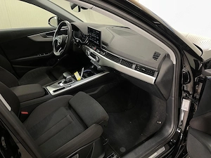 Audi A4 - imagine 10