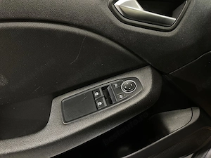 Renault Clio - imagine 18