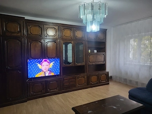 INCHIRIERE APARTAMENT 3 CAMERE ZONA 1 MAI - imagine 2