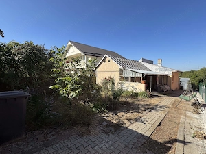 Casa 2 cam, bucatarie, baie, teren 650 mp, str. Manastirii