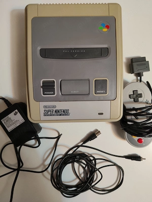 Vând consola SNES Super Nintendo 