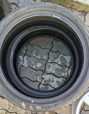 2 anvelope vara 225/40/19 Bridgestone - imagine 2