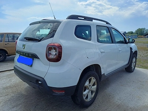 Dacia  Daster 2019 1.6 benzina plus G P L - imagine 9