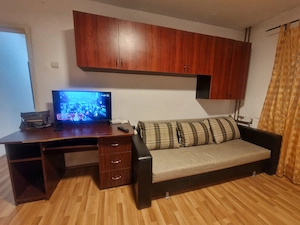 Apartament cu o camera decomandat vecin Complex studentesc etaj 1- cu centrală gaz - imagine 2