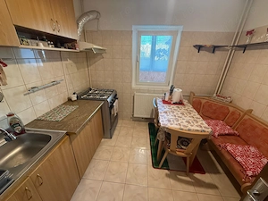 RAHOVA Pecineaga - Inchiriez Apartament 2 Camere DE VIS, 56mp Decomandat (direct proprietar) - imagine 5
