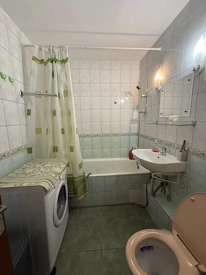 RAHOVA Pecineaga - Inchiriez Apartament 2 Camere DE VIS, 56mp Decomandat (direct proprietar) - imagine 2