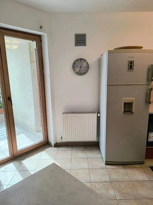 Doi Cocosi - Straulesti - 3 camere cu parcare si boxa incluse - imagine 9