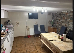 Casa de locuit , cu garaj autorizat prestarii " Service auto sau alte prestarii - imagine 6