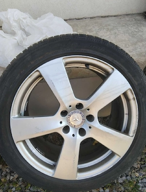Jante Mercedes OEM R18