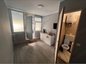 Camera de vânzare