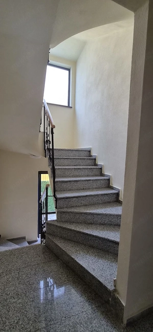 Vand apartament in vila, nou, Pitesti, Trivale. Fagetului, cu parcare; langa parcul Trivale - imagine 3