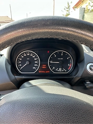 vand BMW seria 1 2010  - imagine 2