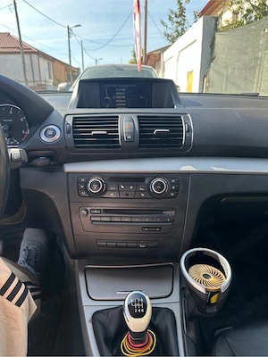 vand BMW seria 1 2010  - imagine 3