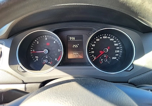 Volkswagen Jetta 2.0 TDI, 2015, facelift   bine intretinuta - imagine 3