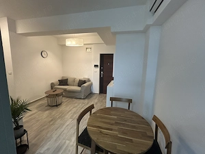 Inchiriez apart.3 cam.ultramodern,in Alfa, bloc nou,et.2,cu loc parcare - imagine 3