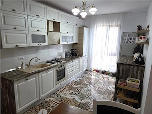 DUMBRAVITA - CENTRAL -TRIPLEX - 4 CAMERE - 2 BAI - INCALZIRE PARDOSEALA - - imagine 2
