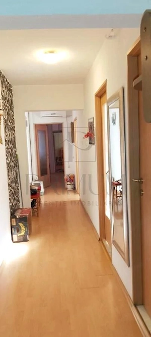 DAMBOVITA - BLOC IZOLAT - 3 CAMERE - ETAJ 2 - CENTRALA PROPRIE - 2 BAI - CLIMA