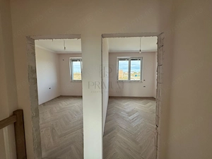 NOU !!! Casa duplex premium – arhitectura moderna, spa #539;ii generoase  #537;i curte privat #259;  - imagine 13