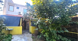 Casa 6 camere P+1E su.132mp.su.teren 237mp.vis a vis de Sc.Inot Razvan Florea - imagine 3