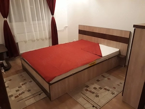 Apartamet 3 camere, decomandat, Gorjului de vanzare