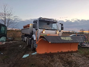 8x4 abrollkipper echipat de dezapezire  - imagine 2