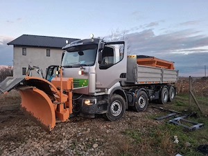 8x4 abrollkipper echipat de dezapezire 